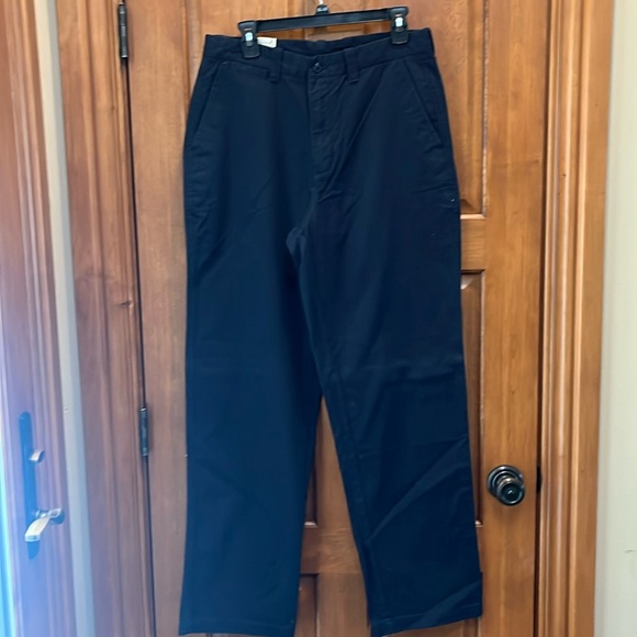 A new men khaki - Picture 1 of 8